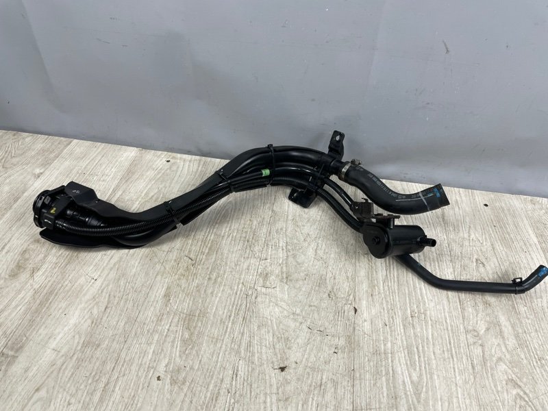 Горловина топливного бака, 2000 рублей, Москва