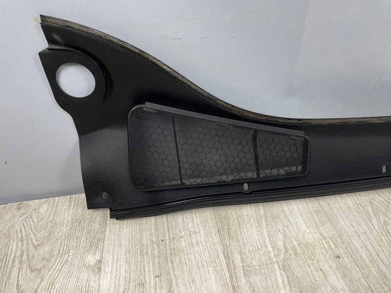 Планка под лобовое стекло, 1000 рублей, Москва