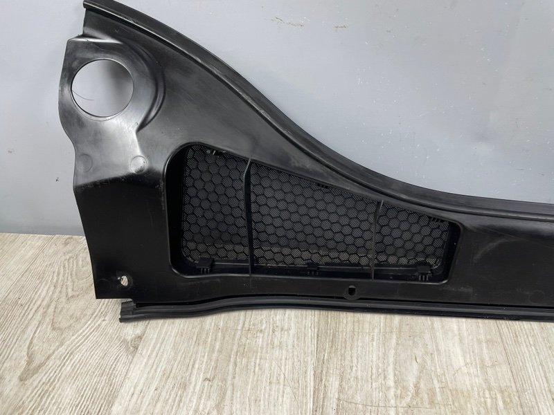 Планка под лобовое стекло, 1000 рублей, Москва