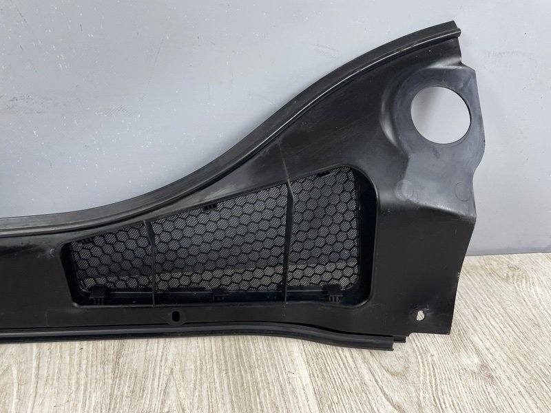 Планка под лобовое стекло, 1000 рублей, Москва