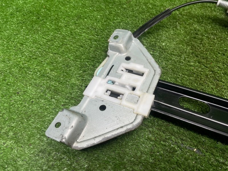 Стеклоподъемник передний, 2600 рублей, Москва