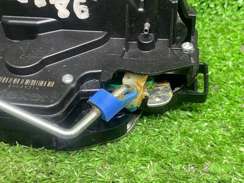 Замок двери передней правой, 2000 рублей, Москва