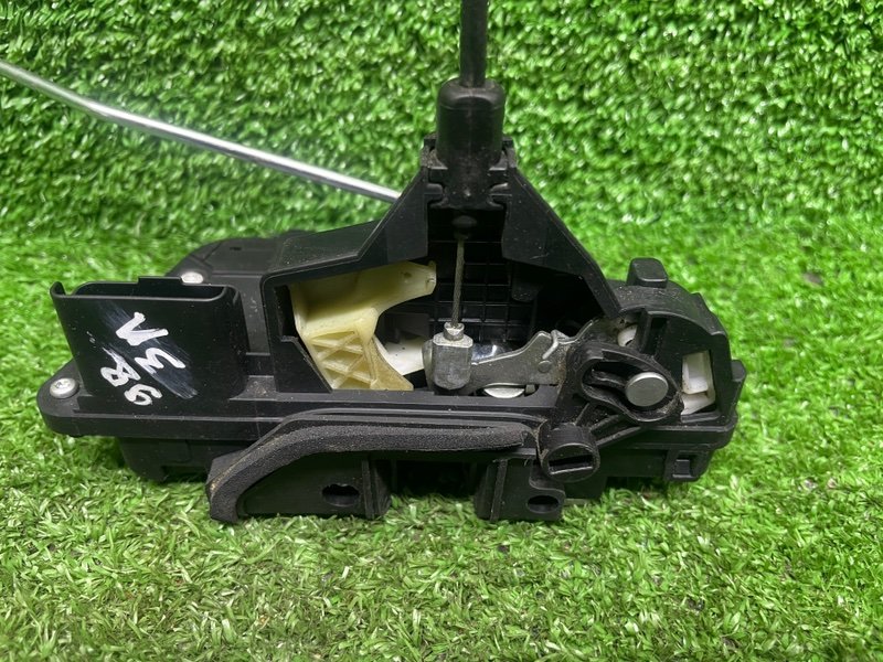 Замок двери задней левой, 2000 рублей, Москва