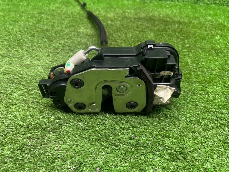 Замок двери задней левой, 2000 рублей, Москва