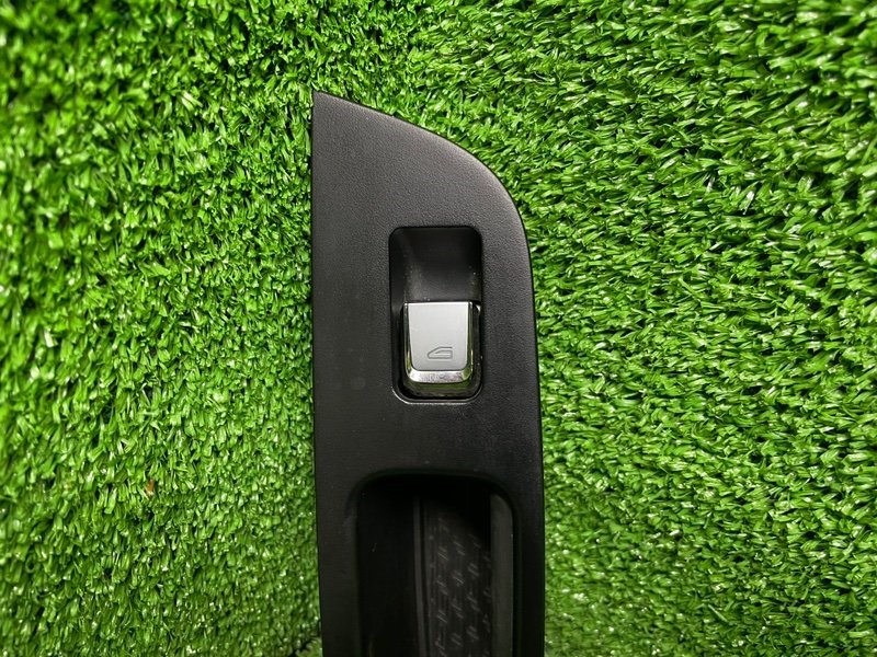 Кнопка стеклоподъемника, 1100 рублей, Москва