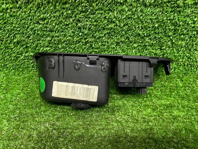 Кнопка стеклоподъемника, 1100 рублей, Москва