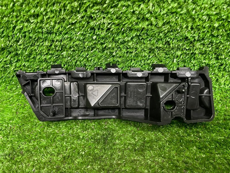 Кронштейн переднего бампера, 1000 рублей, Москва