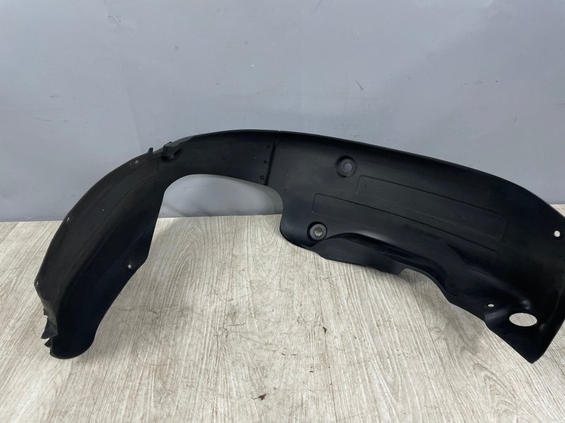 Подкрылок, 1500 рублей, Москва