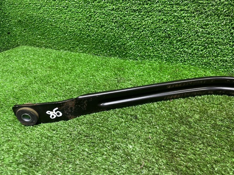 Крепление топливного бака, 500 рублей, Москва