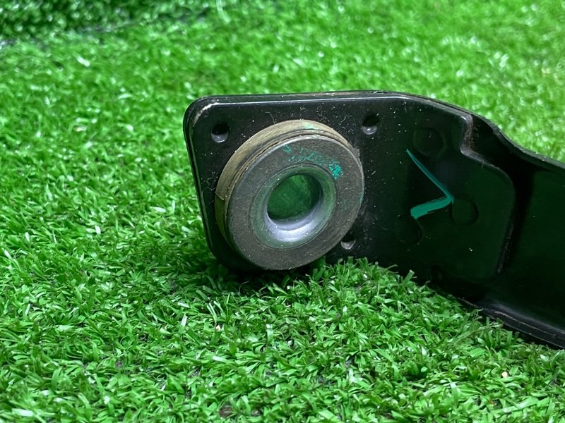 Крепление топливного бака, 500 рублей, Москва