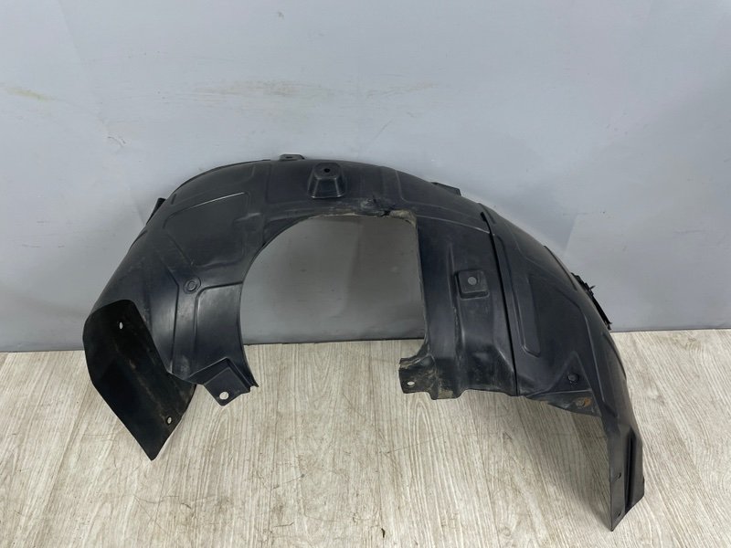 Подкрылок, 3500 рублей, Москва