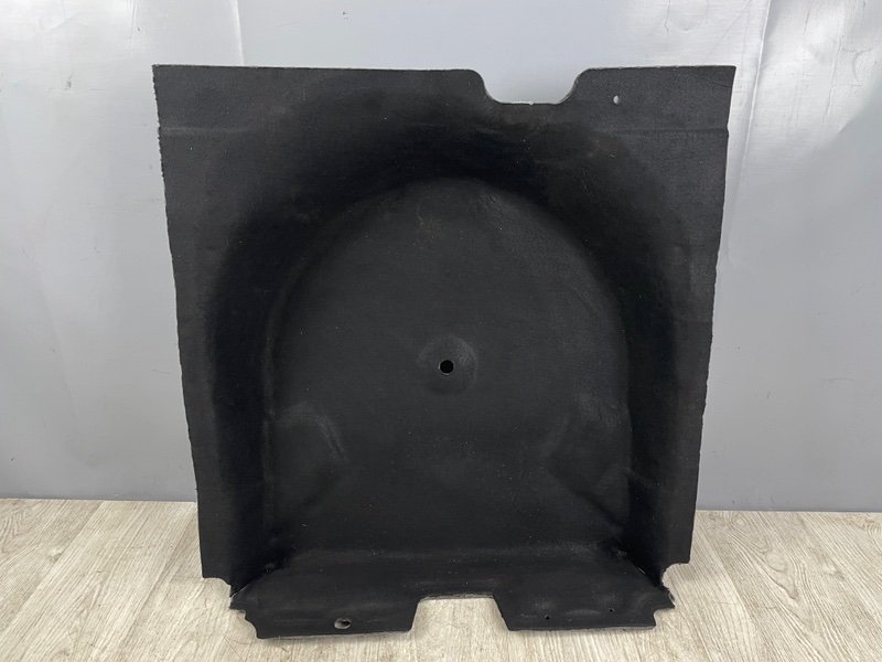 Пол багажника, 2000 рублей, Москва