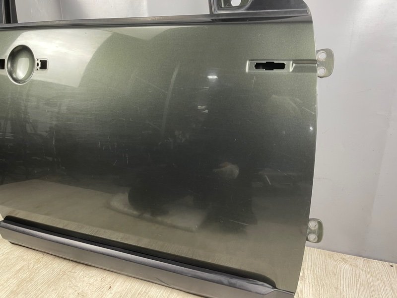 Дверь передняя правая, Москва