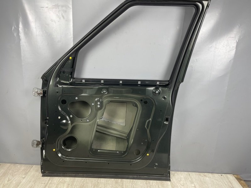 Дверь передняя правая, Москва