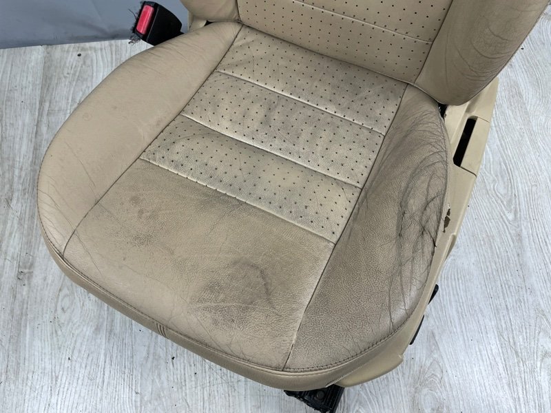 Сиденье переднее левое, Москва