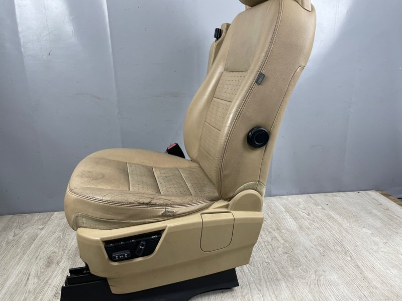 Сиденье переднее левое, Москва