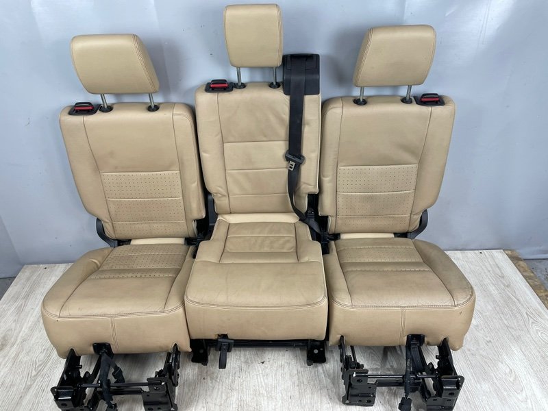 Сиденье заднее, Москва