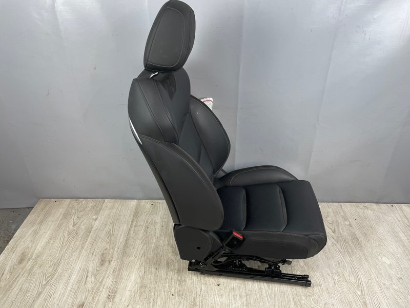 Сиденье переднее левое, Москва