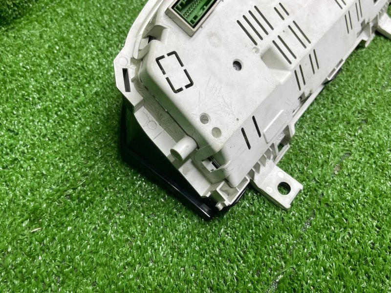 Панель приборов, Москва