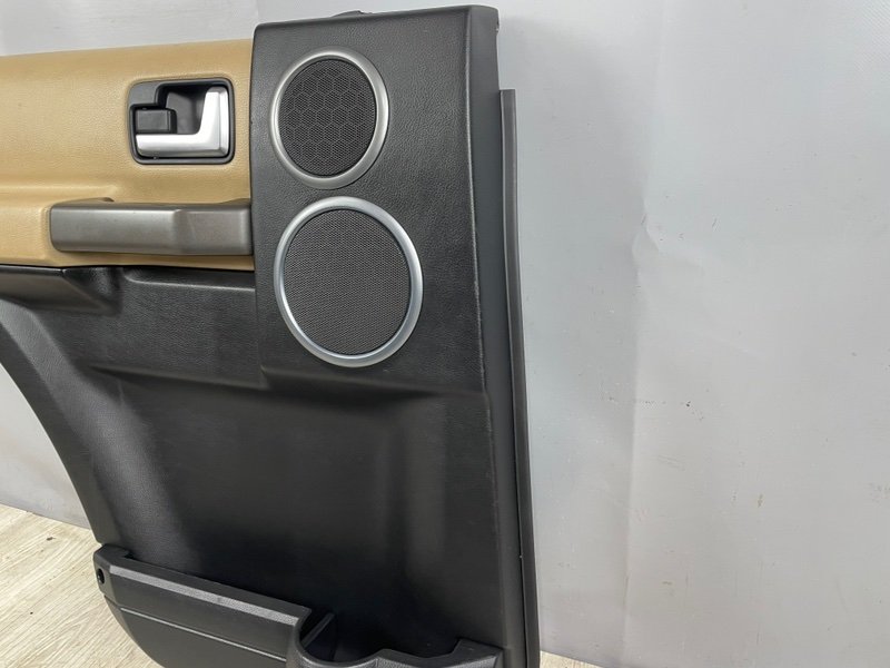 Обшивка двери, Москва