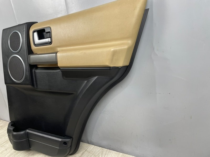 Обшивка двери, Москва