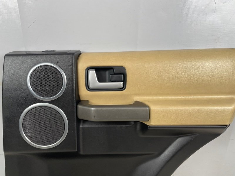 Обшивка двери, Москва