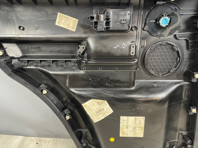 Обшивка двери, Москва