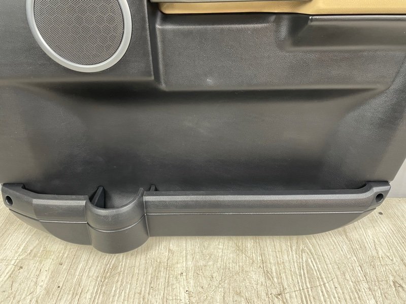 Обшивка двери, Москва