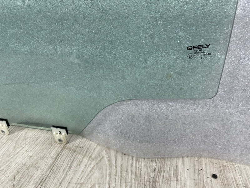 Стекло двери задней левой, Москва