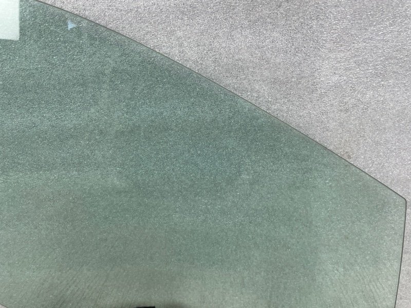 Стекло двери передней правой, Москва