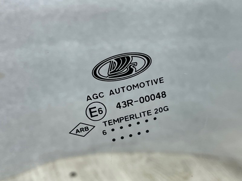 Стекло двери передней левой, Москва