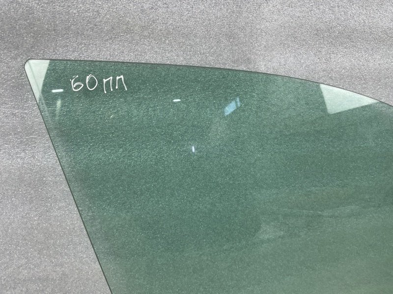 Стекло двери передней правой, Москва