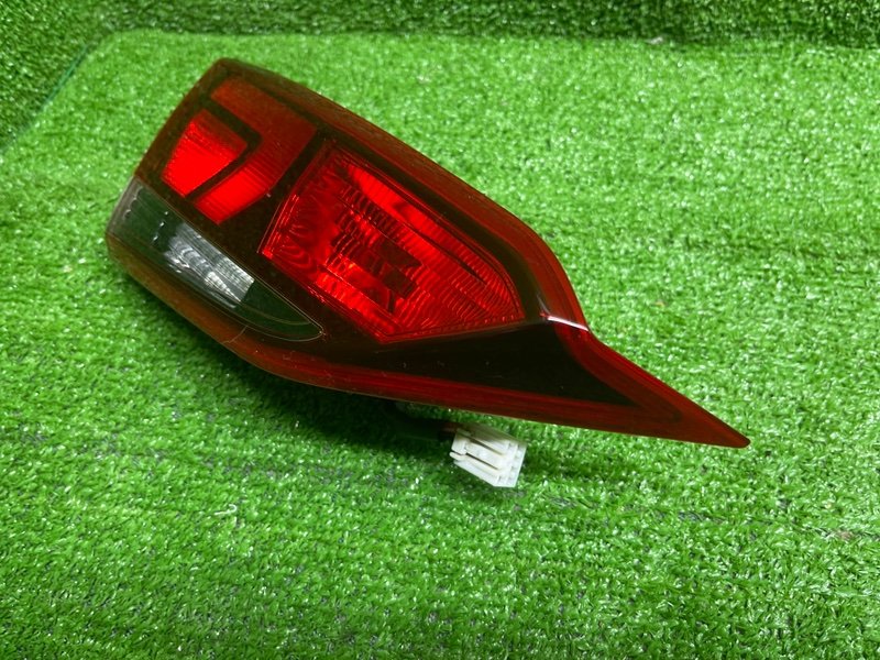 Фонарь задний левый, Москва