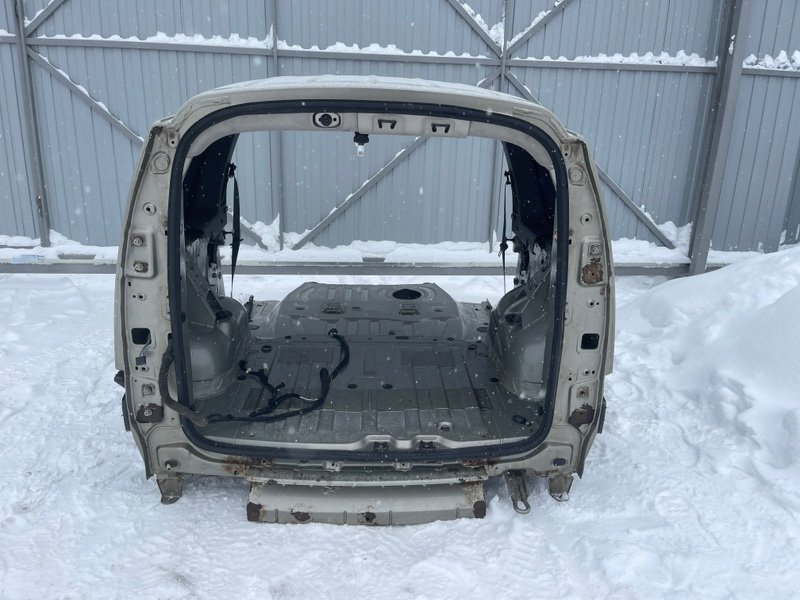 Задняя часть кузова, Москва