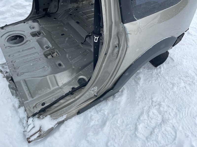 Задняя часть кузова, Москва