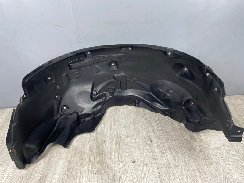 Подкрылок, 5000 рублей, Москва