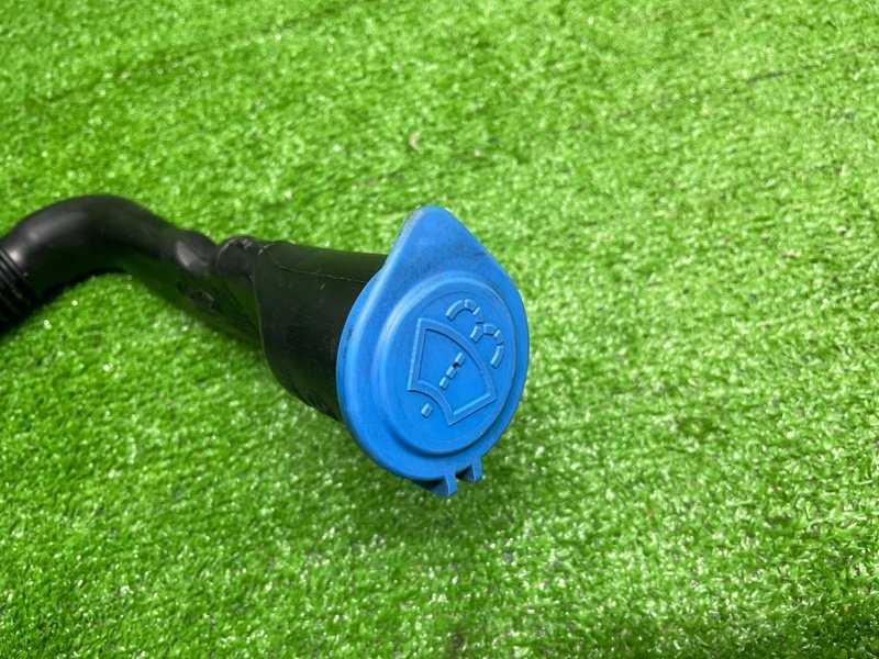 Горловина бачка стеклоомывателя, 1000 рублей, Москва