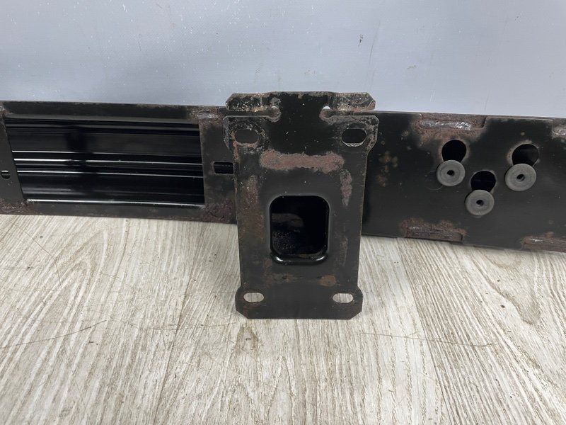 Усилитель переднего бампера, 5000 рублей, Москва