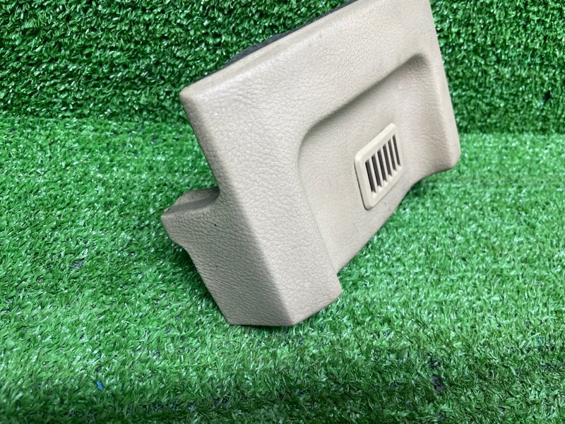 Накладка на торпедо, Москва