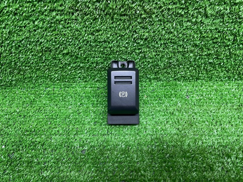 Кнопка стояночного тормоза, 1000 рублей, Москва