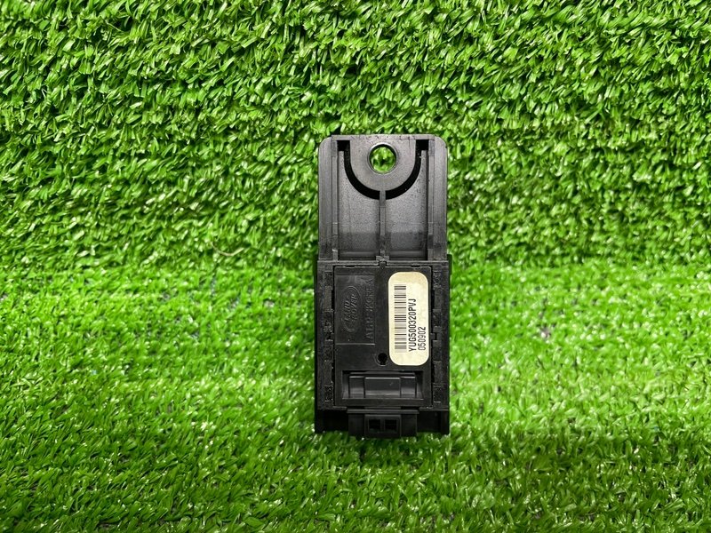 Кнопка стояночного тормоза, 1000 рублей, Москва