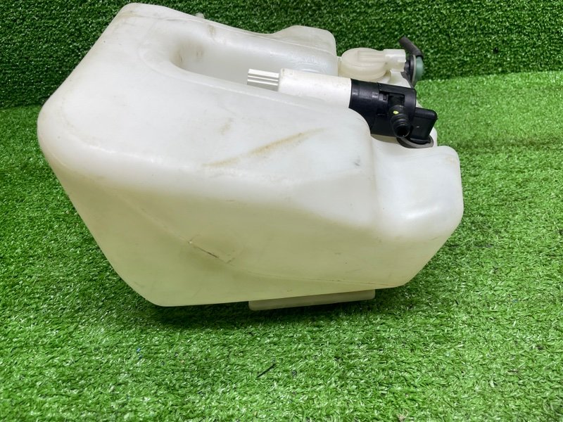 Бачок омывателя лобового стекла, 3500 рублей, Москва