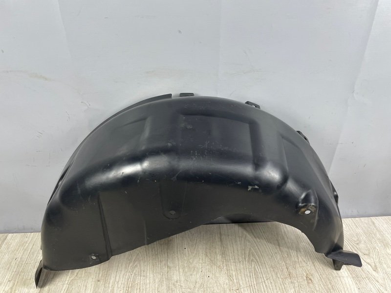 Подкрылок, 1000 рублей, Москва