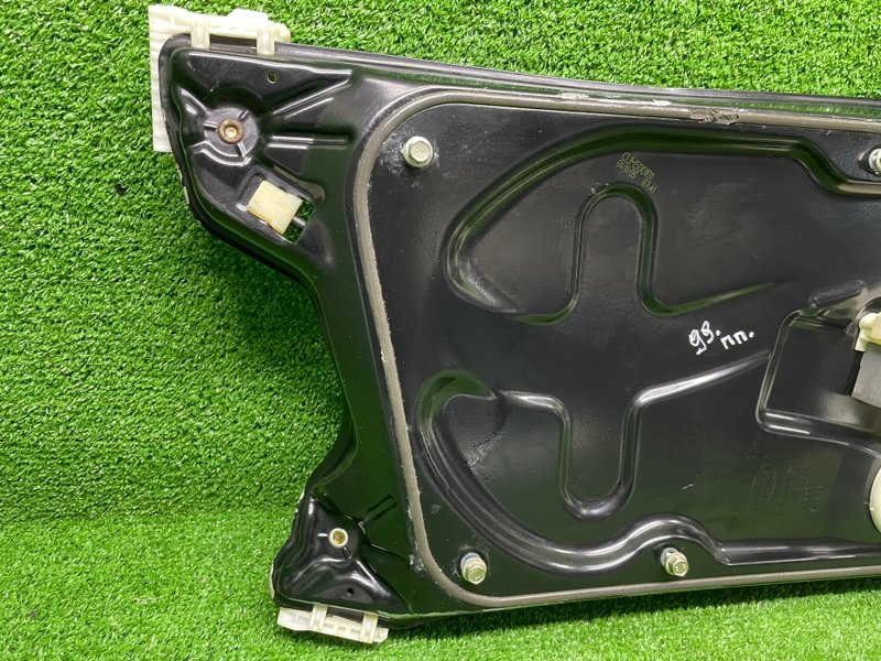 Стеклоподъемник передний, Москва