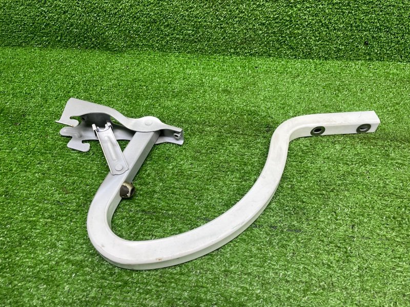 Петля крышки багажника, 2500 рублей, Москва