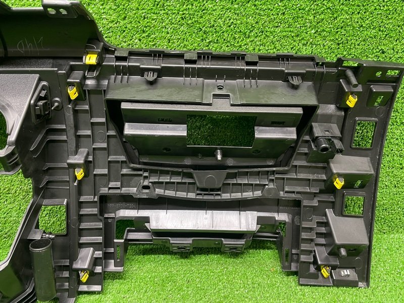 Накладка на торпедо, 2000 рублей, Москва