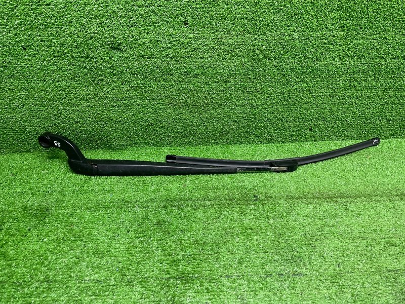 Поводок стеклоочистителя передний, Москва