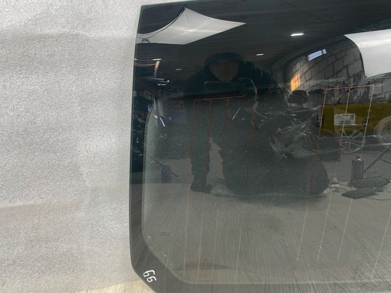 Стекло глухое зад. правое, Москва