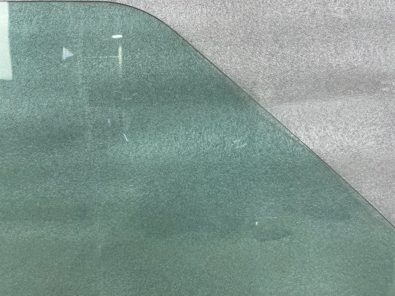 Стекло двери передней правой, Москва