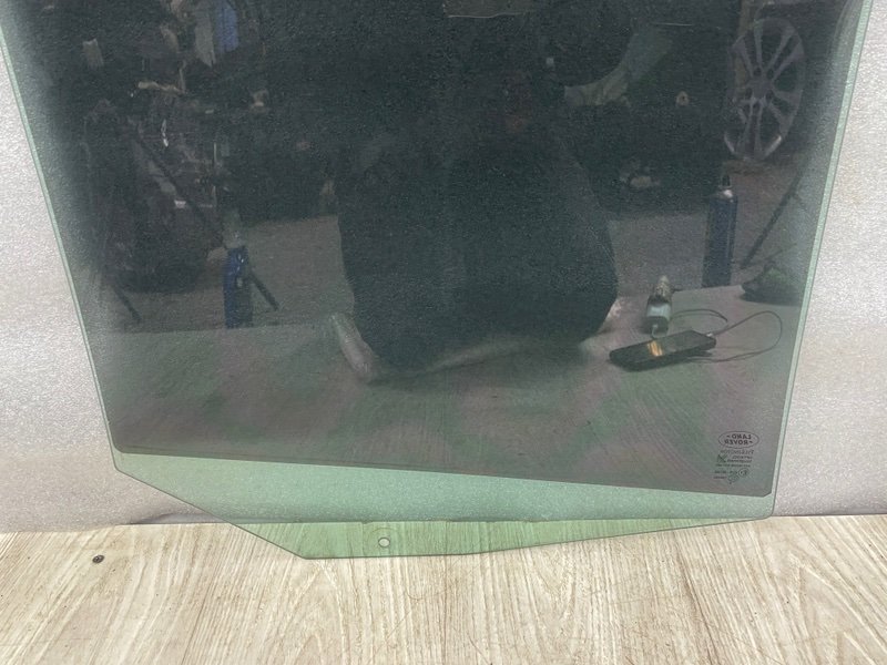 Стекло двери задней левой, Москва